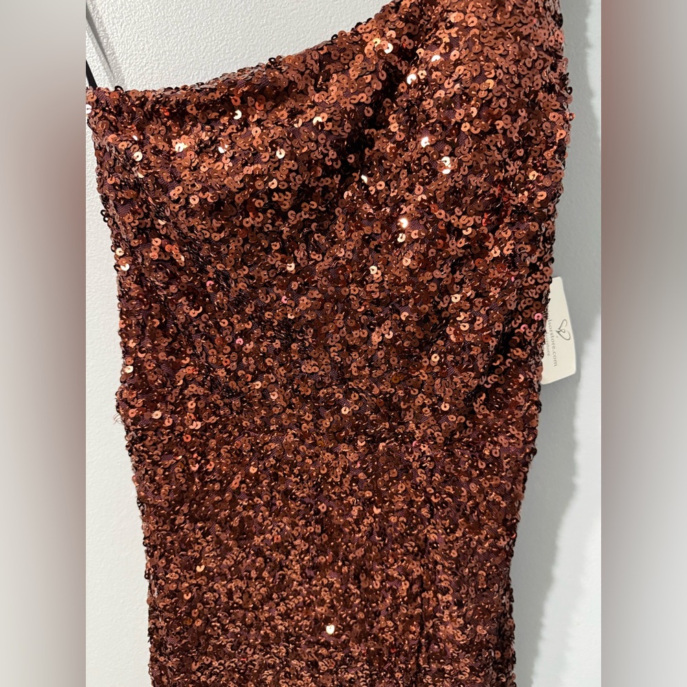 NWT Windsor Lyla Formal Sequined Floor Length Gown in Copper Women’s Size XS‎ - Picture 5 of 12